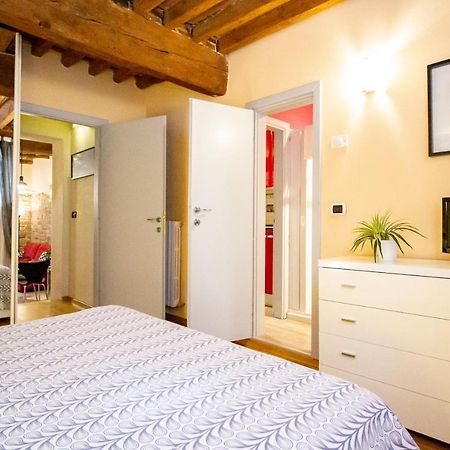 Antica Piazza Apartment By Tuscanywego Lucca Eksteriør billede