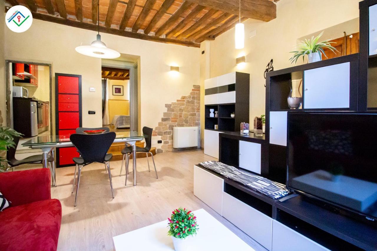 Antica Piazza Apartment By Tuscanywego Lucca Eksteriør billede